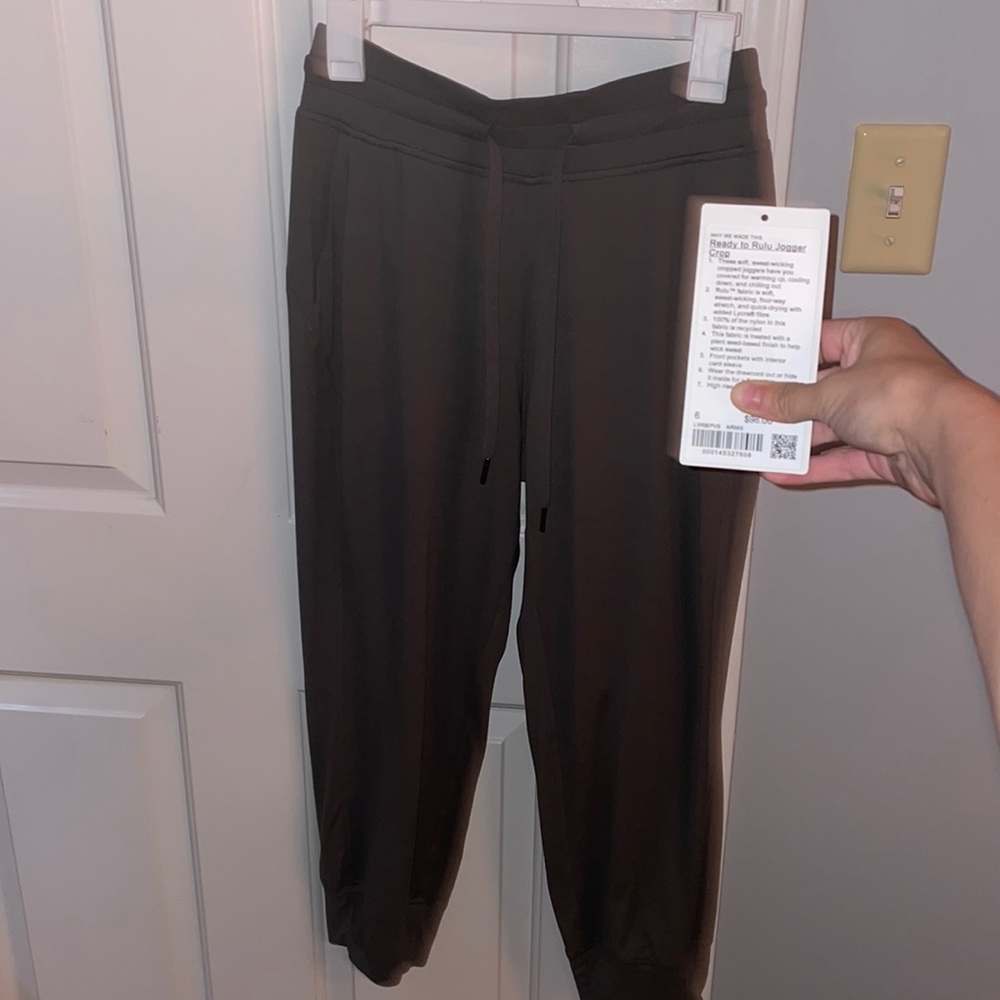 Lululemon Joggers size 6